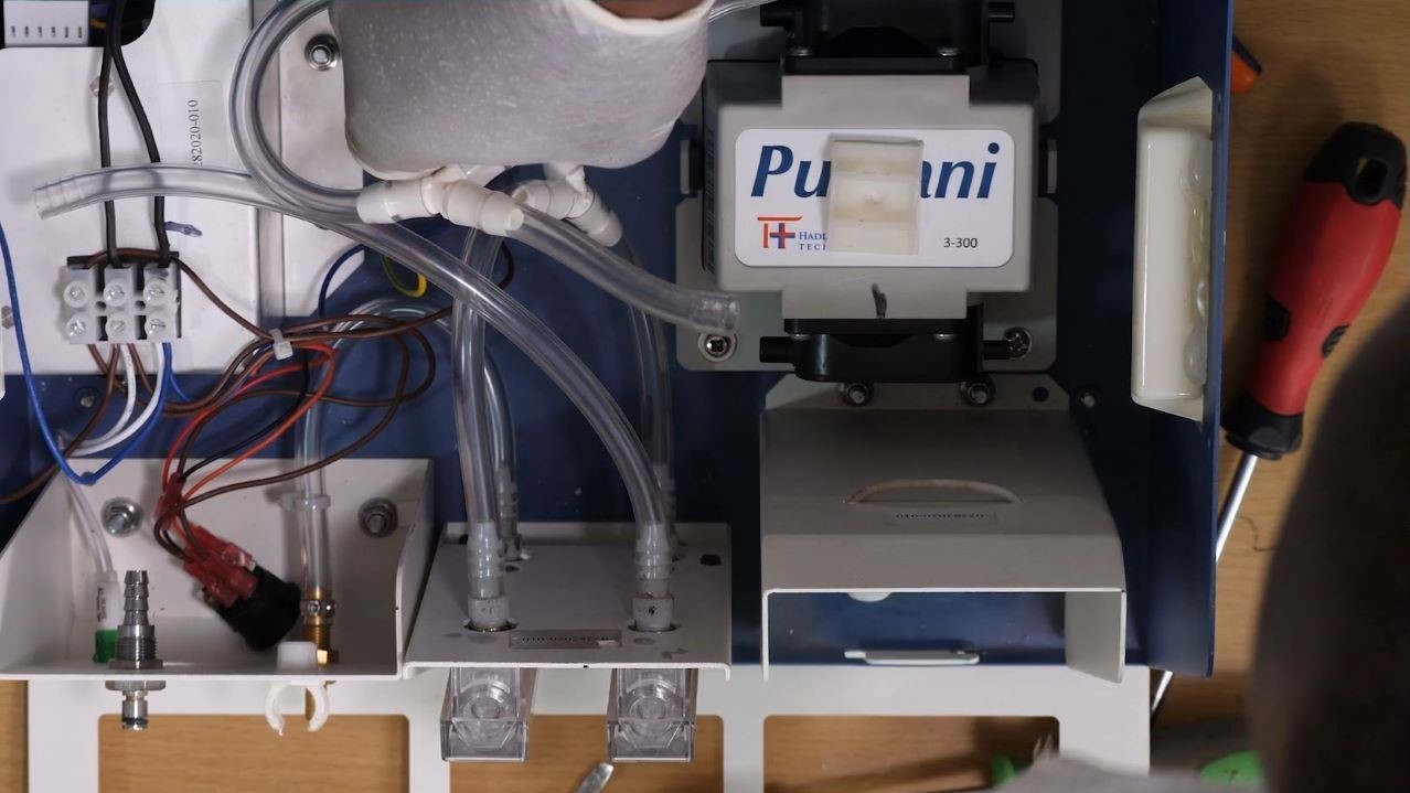 Pumani CPAP - Checking pump